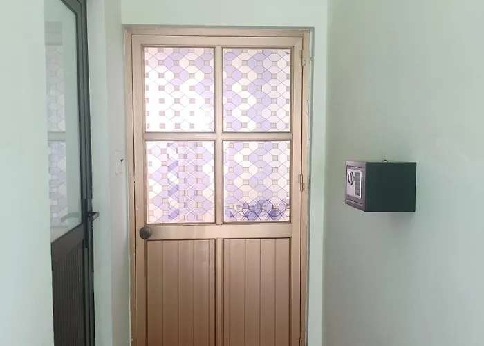 Bee Hostal